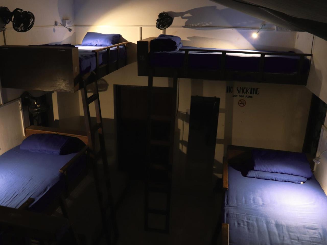 That Crazy Hostel Анджуна Екстериор снимка