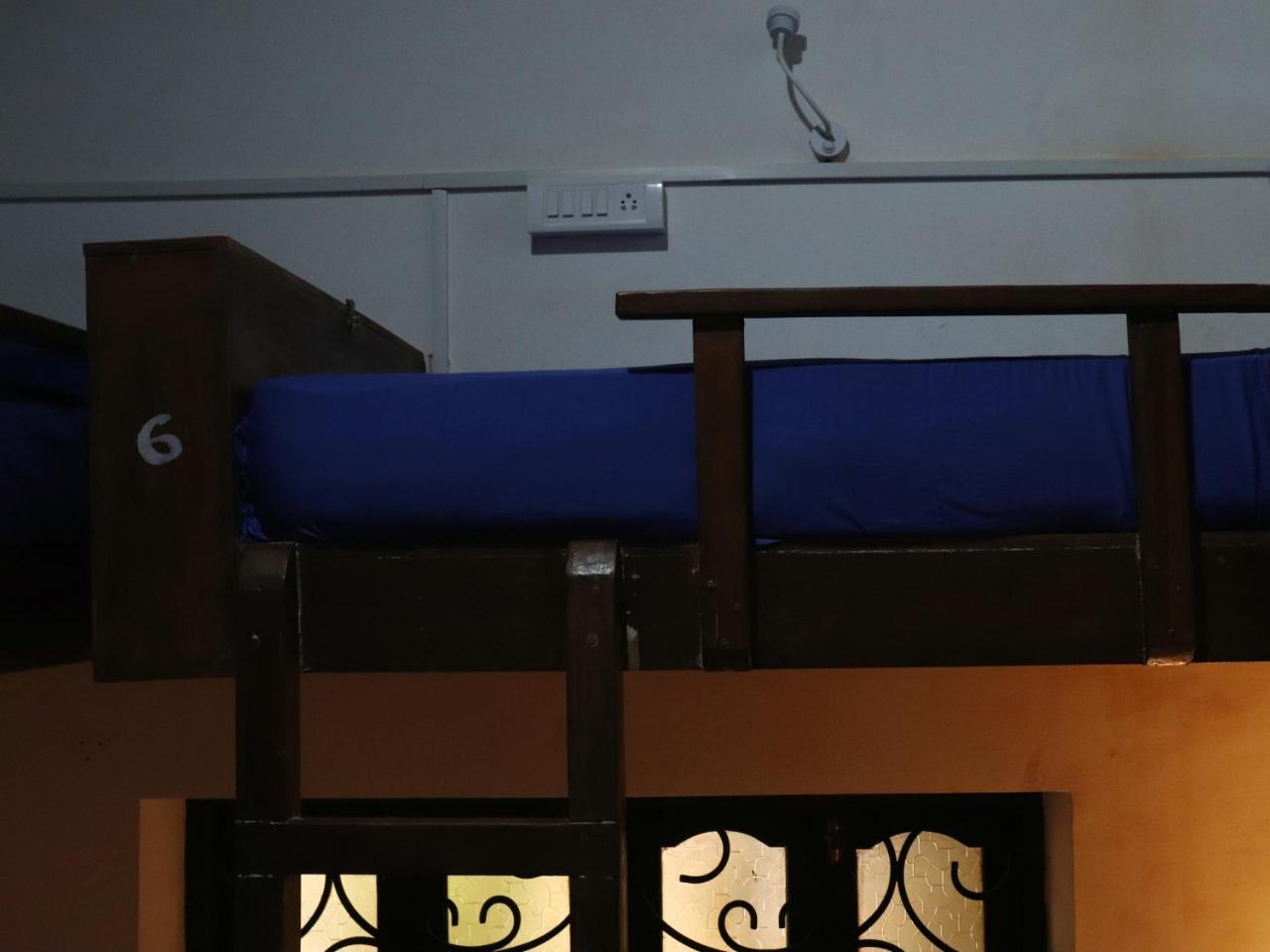 That Crazy Hostel Анджуна Екстериор снимка